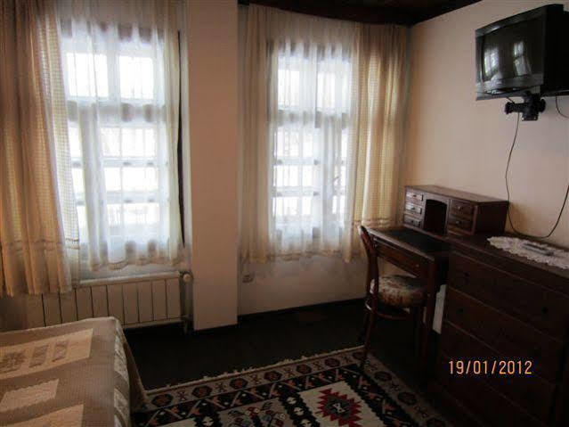 Family Hotel Fenerite Габрово Екстер'єр фото